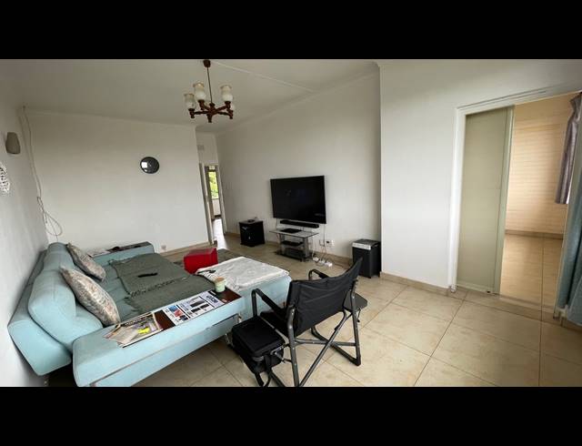 2.5 BEDROOM APARTMENT TO LET IN GLENWOOD